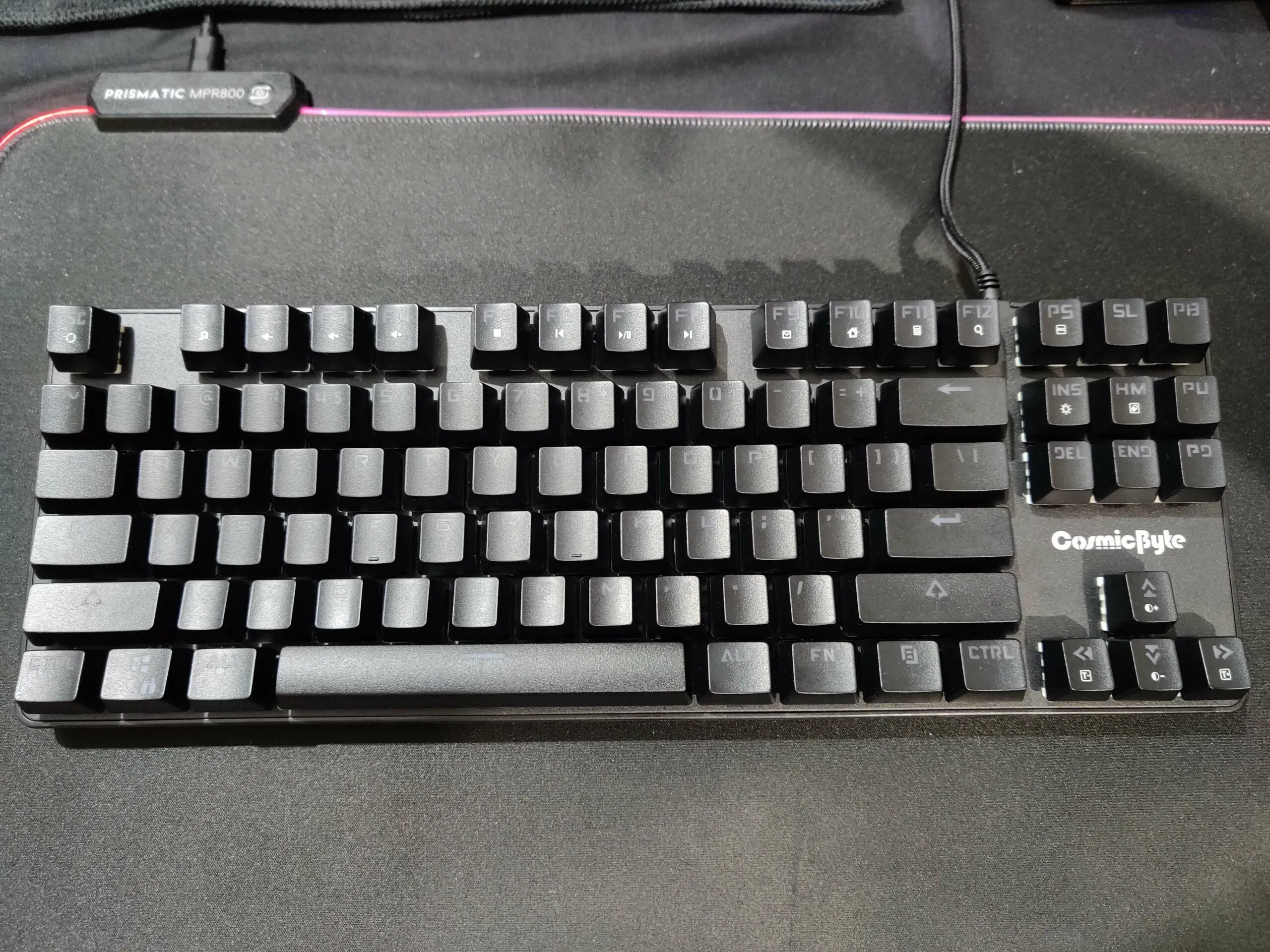 cosmicbyte-firefly-mechanical-keyboard-on-a-budget-6