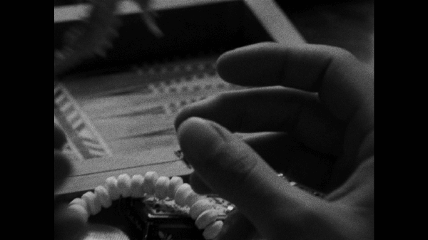 Following (1998), dir. Christopher Nolan